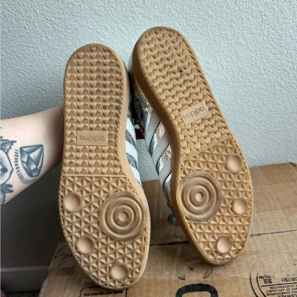 Adidas Samba OG Sneakers Silver Metallic Cloud White Core White Womens size 10 - Picture 9 of 9